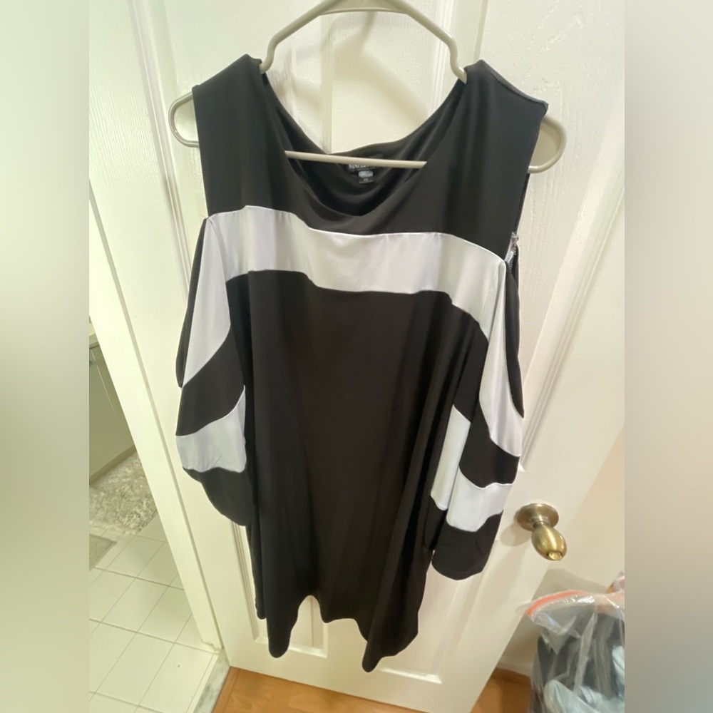 Dress with cut out shoulders
